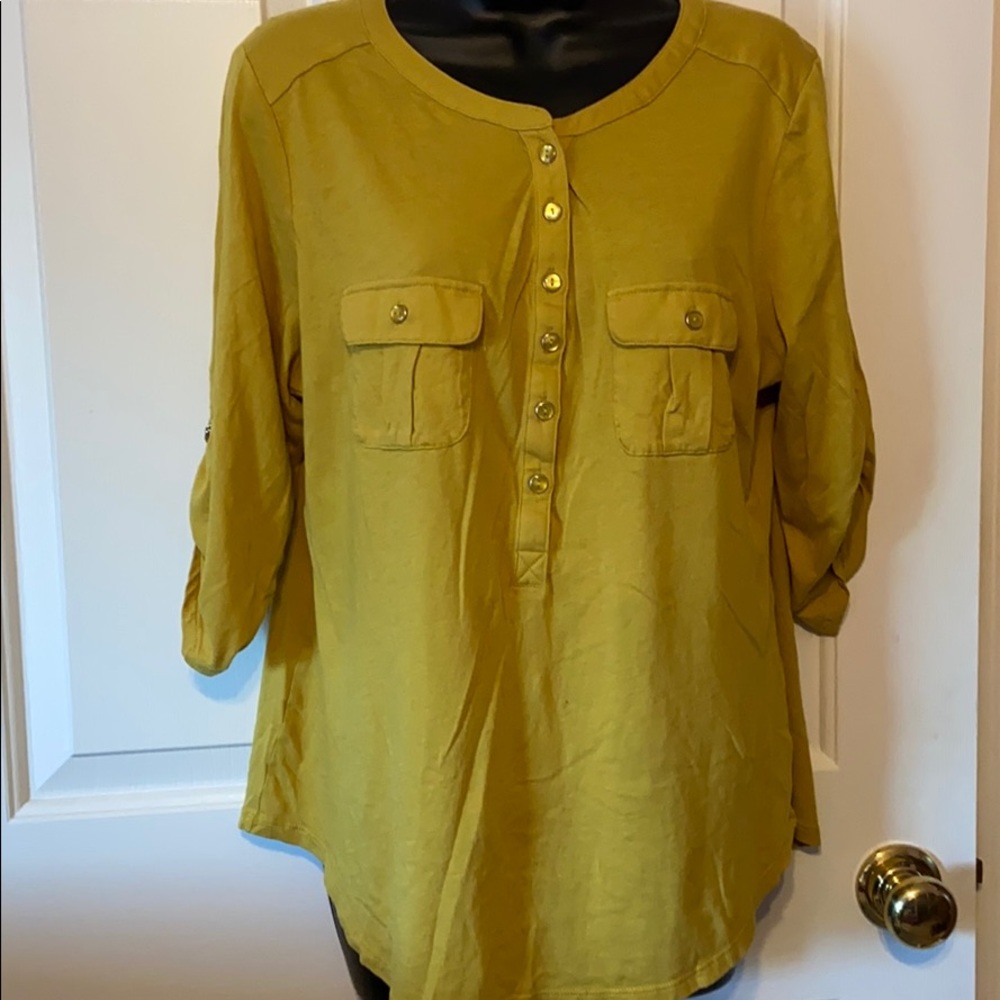 SoHo by New York & Co 3/4 sleeve top